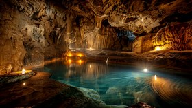 4K Cave Pool