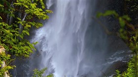 Misty_Mountain_Falls_2