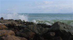 Rocky_Sea_Waves