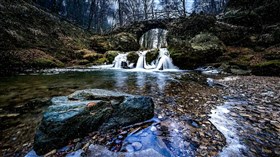 Frozen_Stream