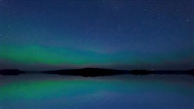 Mirror_Lake_Aurora