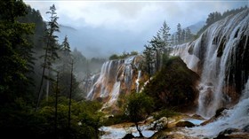 Marbled_Rock_Falls