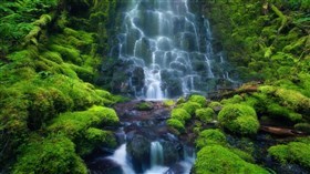 4K Waterfall